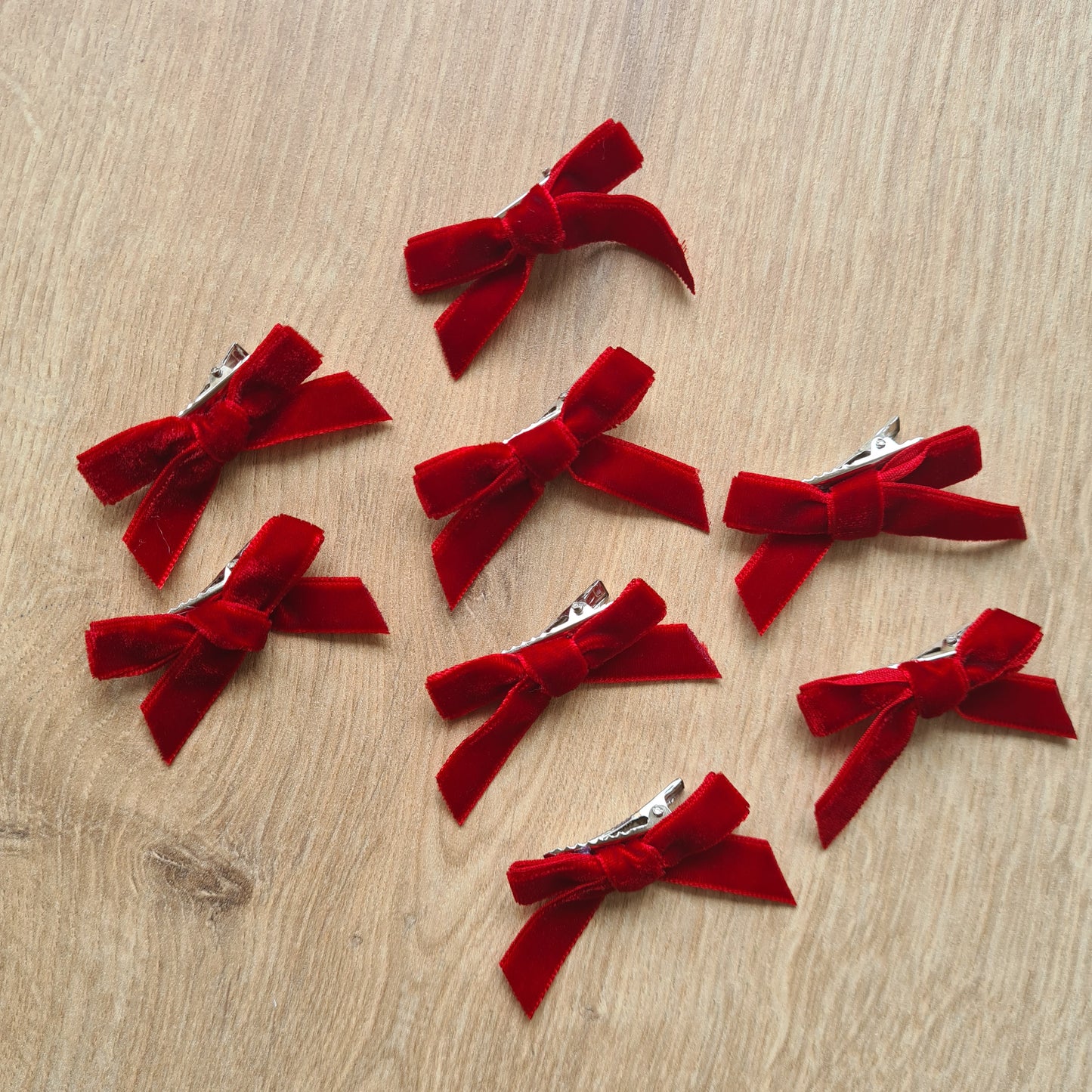 Mini Red Bowknot Clips - Pack of 4