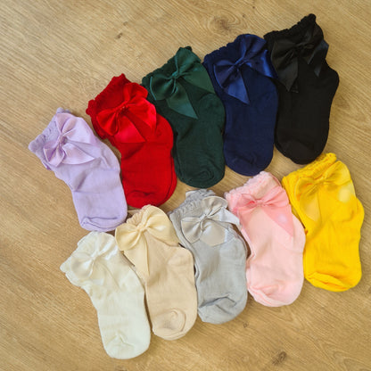 Short Bow Socks
