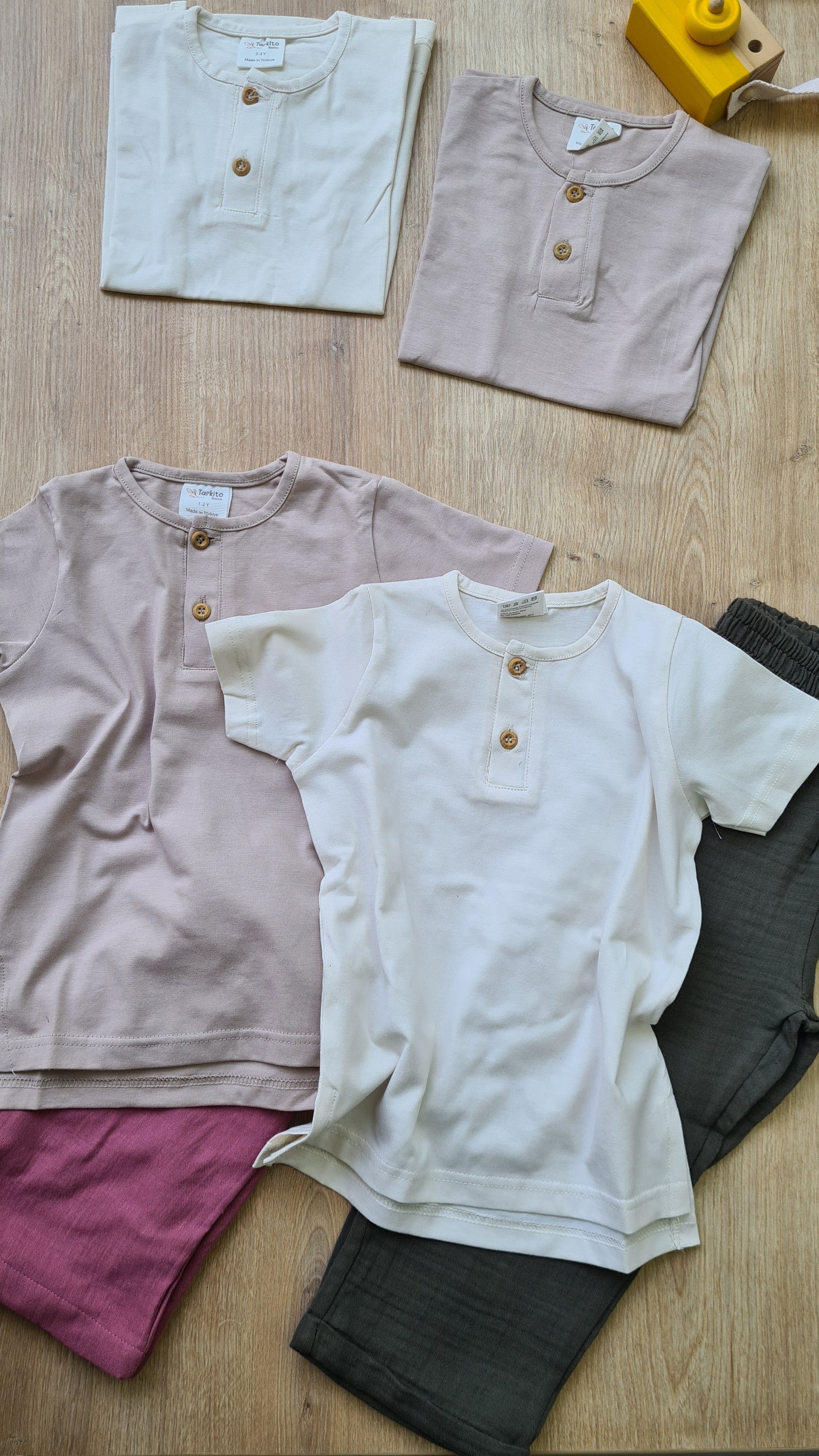 Unisex Short-Sleeve Tshirt